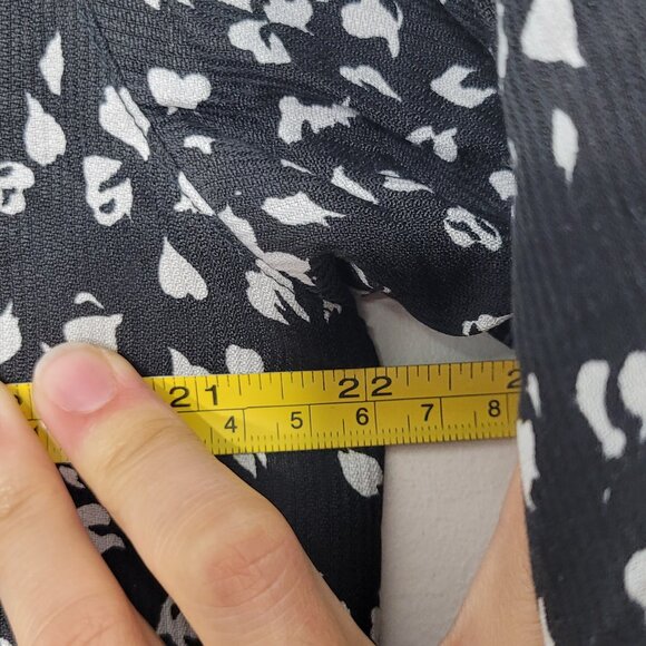 Claudia Barnes Black White Loose Fit Casual Button-Front Blouse Office Medium - Picture 9 of 10